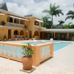 Royal Guest house Montego Bay